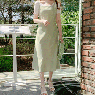 韓国のレディースファッションブランドATTRANGS通販の人気ファッション 